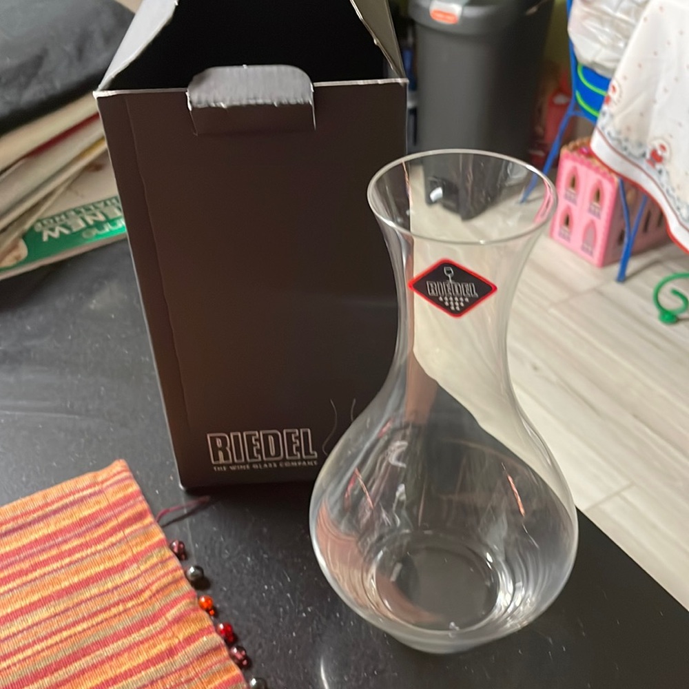 Cabernet Decanter